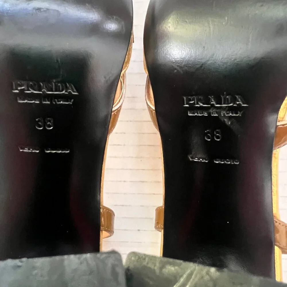 Vintage gold Prada heels size 38 - Picture 7 of 10